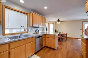 9213 NE 92nd St, Vancouver, WA 98662 - Photo 4