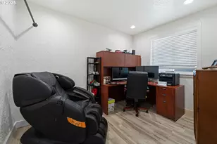 1935 17th St, North Bend, OR 97459 - Photo 18