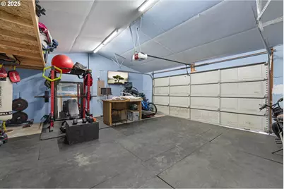 1935 17th St, North Bend, OR 97459 - Photo 28