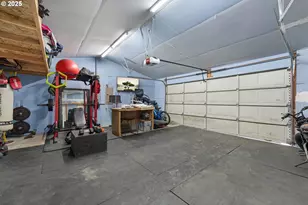 1935 17th St, North Bend, OR 97459 - Photo 28