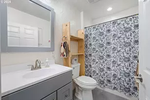 1935 17th St, North Bend, OR 97459 - Photo 26