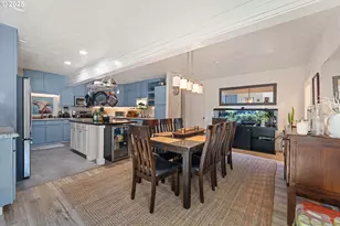 1935 17th St, North Bend, OR 97459 - Photo 4