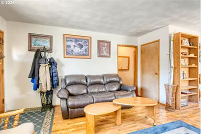 113 SE 7th St, Pendleton, OR 97801 - Photo 6