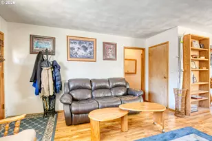 113 SE 7th St, Pendleton, OR 97801 - Photo 6