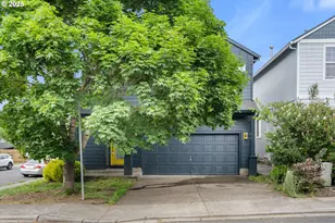 19577 SW Treehouse Ln, Beaverton, OR 97078 - Photo 2