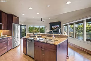 1592 View Lake Ct, Lake Oswego, OR 97034 - Photo 12