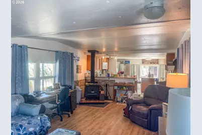 20 NE Mary Ann Ln, Roseburg, OR 97470 - Photo 6