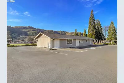 20 NE Mary Ann Ln, Roseburg, OR 97470 - Photo 32
