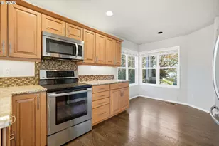 14890 SW Osprey Ct, Beaverton, OR 97007 - Photo 10