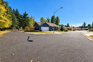 209 Blue Bird St, Cottage Grove, OR 97424 - Photo 40