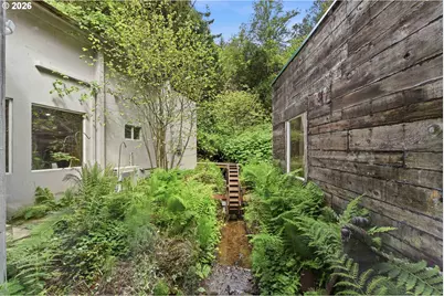 96863 Larson Ln, North Bend, OR 97459 - Photo 32
