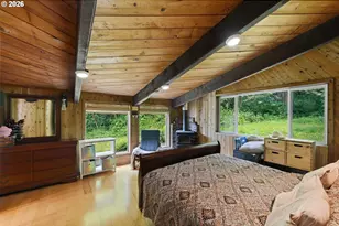 96863 Larson Ln, North Bend, OR 97459 - Photo 12