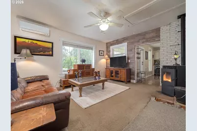 336 N 5th St, Carlton, OR 97111 - Photo 18