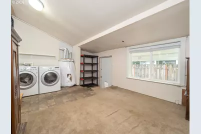 336 N 5th St, Carlton, OR 97111 - Photo 30