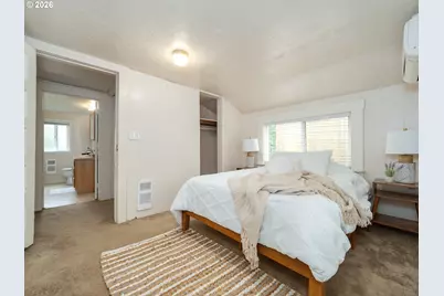 336 N 5th St, Carlton, OR 97111 - Photo 22