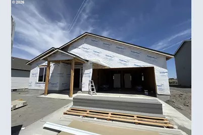 867 E Kinsley Ave, Hermiston, OR 97838 - Photo 1