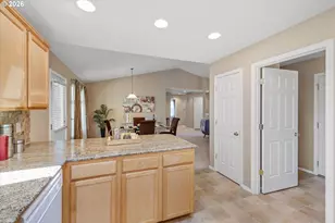 15057 Spy Glass Ln, Oregon City, OR 97045 - Photo 16