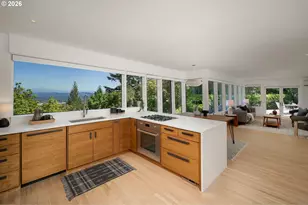4236 SW McDonnell Terrace, Portland, OR 97239 - Photo 4