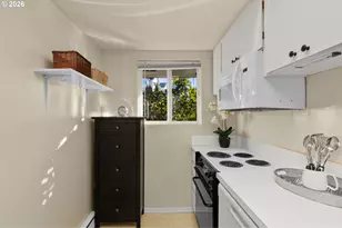 15100 SW Crown Dr, King City, OR 97224 - Photo 14