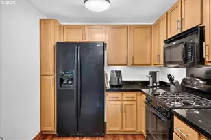 2335 NW Raleigh St, Portland, OR 97210 - Photo 12