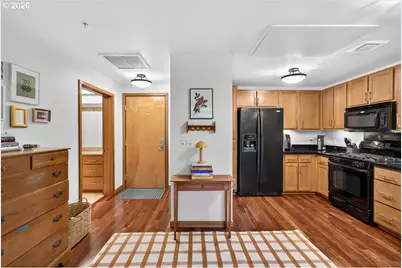 2335 NW Raleigh St #129, Portland, OR 97210 - Photo 8