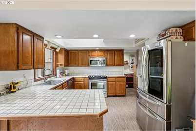 13620 SW Fern St, Portland, OR 97223 - Photo 10