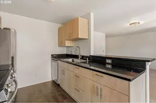 661 NE 162nd Ave, Portland, OR 97230 - Photo 10