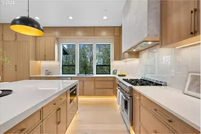 590 W U St, Washougal, WA 98671 - Photo 12