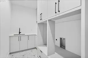 590 W U St, Washougal, WA 98671 - Photo 28