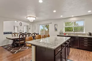3273 Oxford St, Woodburn, OR 97071 - Photo 18