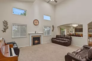 3273 Oxford St, Woodburn, OR 97071 - Photo 10