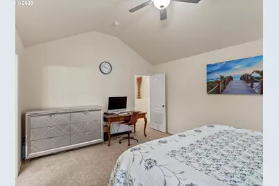 3273 Oxford St, Woodburn, OR 97071 - Photo 32