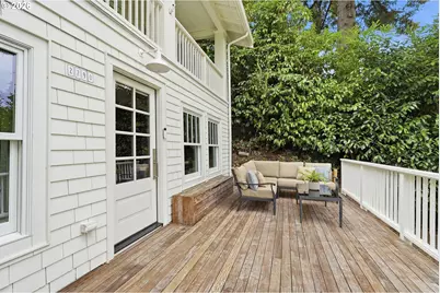 2790 SW Montgomery Dr, Portland, OR 97201 - Photo 2