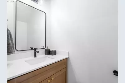 7692 N Montana Ave #3, Portland, OR 97035 - Photo 8