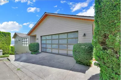 835 Willacade Ct, Springfield, OR 97477 - Photo 2