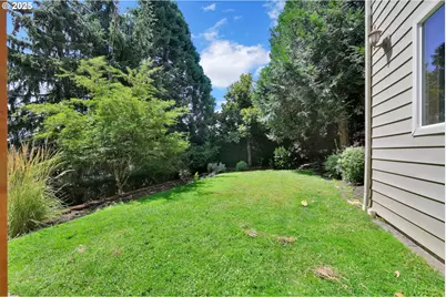 835 Willacade Ct, Springfield, OR 97477 - Photo 44