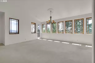 835 Willacade Ct, Springfield, OR 97477 - Photo 8