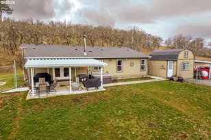 12 Mount Adams View Rd, Lyle, WA 98635 - Photo 4