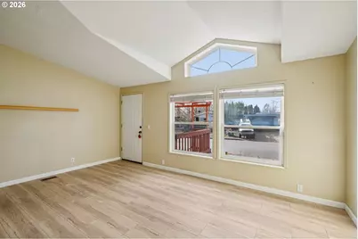 1679 SW Richard Ct, McMinnville, OR 97128 - Photo 4