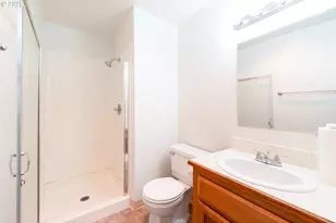 8720 SW Tualatin Rd, Tualatin, OR 97062 - Photo 26