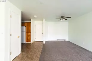 8720 SW Tualatin Rd, Tualatin, OR 97062 - Photo 4