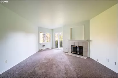 8720 SW Tualatin Rd #206, Tualatin, OR 97062 - Photo 16