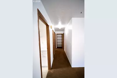 298 N Wasson St, Coos Bay, OR 97420 - Photo 26