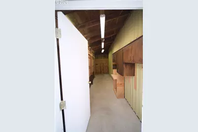 298 N Wasson St, Coos Bay, OR 97420 - Photo 36