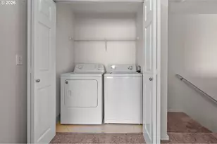 1107 NE Station Ct, Hillsboro, OR 97006 - Photo 26