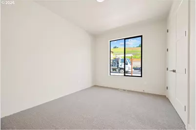 750 N V St, Washougal, WA 98671 - Photo 32