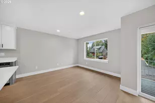 10955 NE Wygant St, Portland, OR 97220 - Photo 10