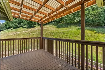 5122 SE Jenne Rd, Portland, OR 97236 - Photo 8