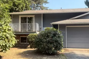 21123 SE Morrison St, Gresham, OR 97030 - Photo 6