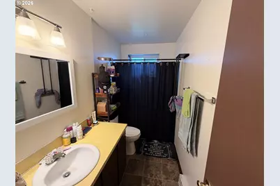 21123 SE Morrison St, Gresham, OR 97030 - Photo 32